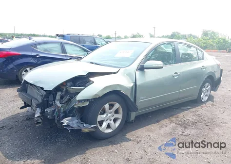 2008 Nissan Altima z USA, uszkodzony, nr VIN 1N4CL21E08C228462